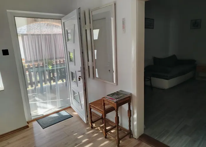 Bb Haez Lägenhet Balatonboglár